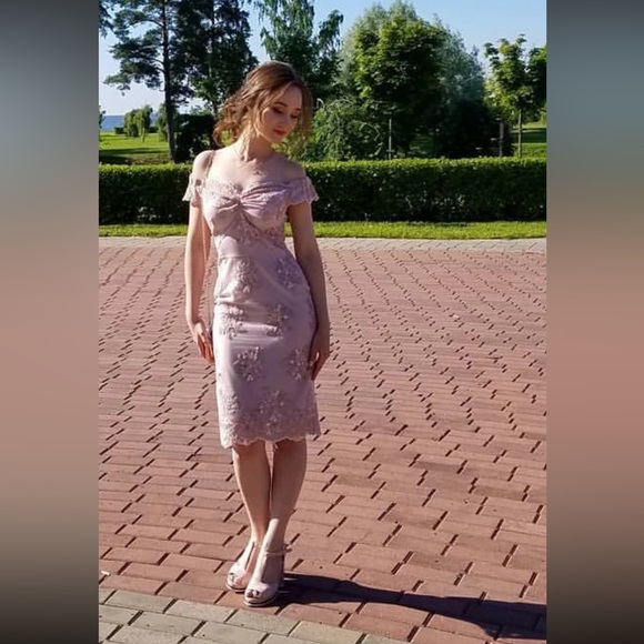 dress - Picture 3 of 4